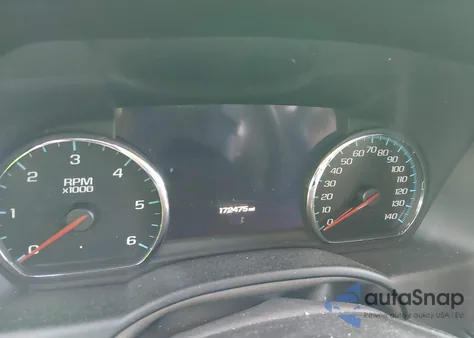 2017 Chevrolet Tahoe Premier z USA, uszkodzony, nr VIN 1GNSCCKC9HR112223